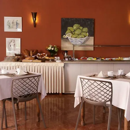 Paradise Corfu Szálloda 3*