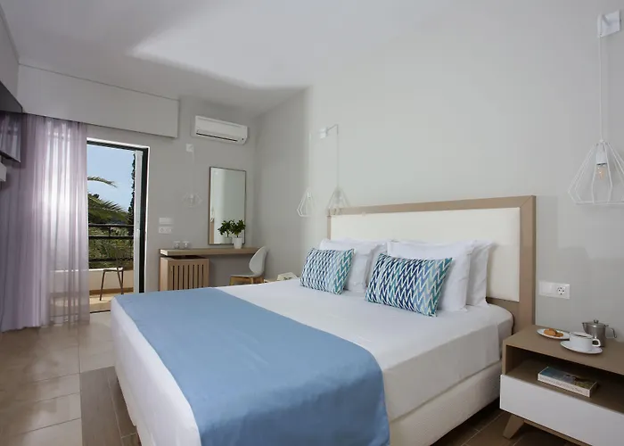Paradise Corfu Hotel 3*