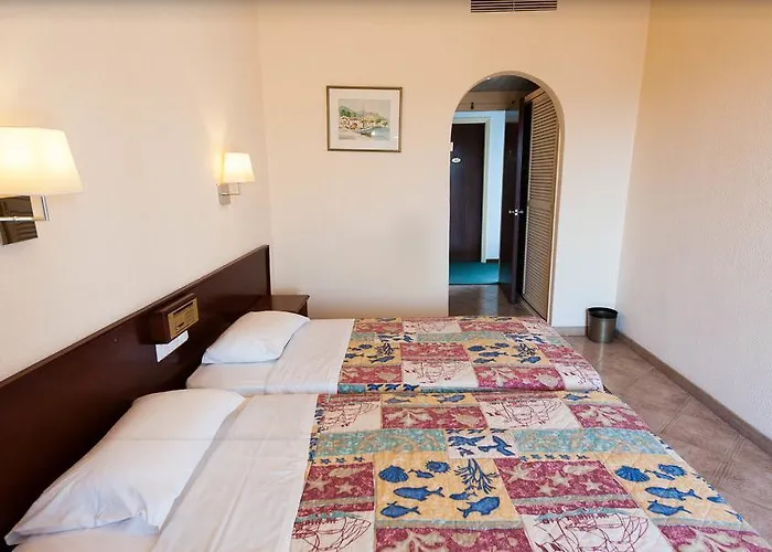 Paradise Corfu 3*