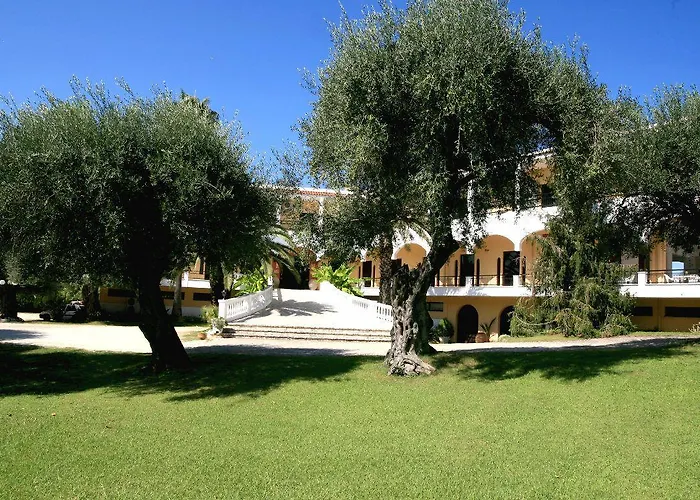 Paradise Corfu Otel 3*