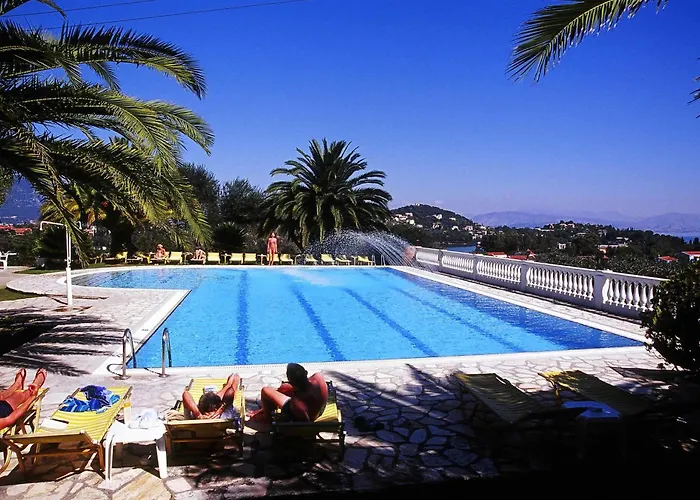 Paradise Corfu Otel 3*