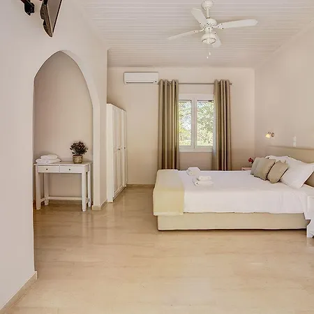 Hotel Paradise Corfu 3*