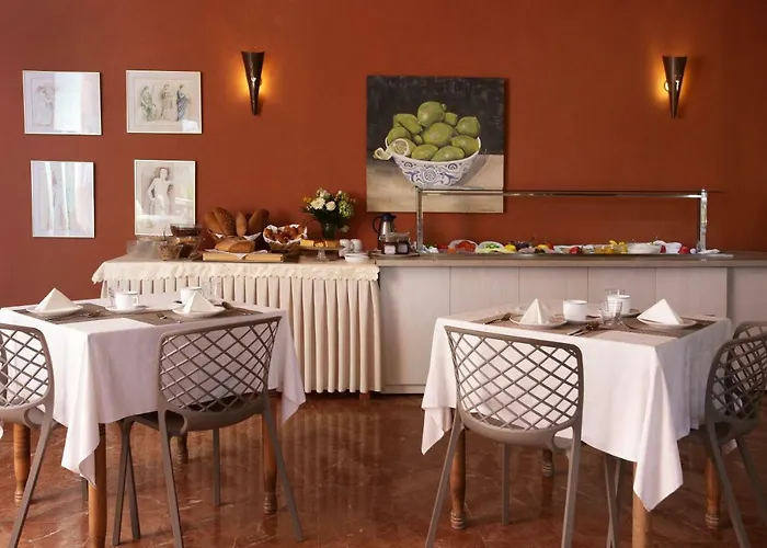 Paradise Corfu Otel 3*